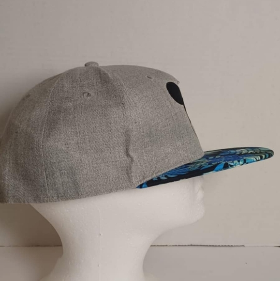 Disney Mickey Mouse Baseball  Cap SnapBack Gray Blue Floral Hawaiian Hat - Picture 2 of 6